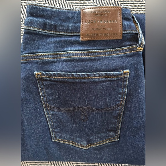 Lucky Brand Lolita Skinny Jeans - 2/26A - Picture 7 of 8